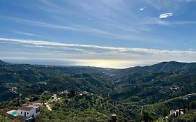 Vela Luka Frigiliana